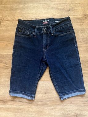 Denizen from Levi's Denim Bermuda Shorts Sz. 6